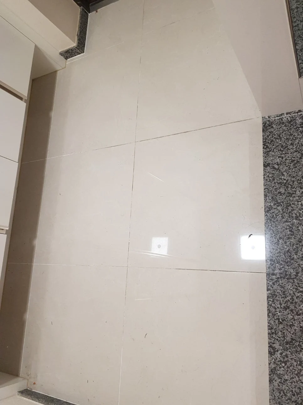 오산 오산 ic 옆 시티자이 줄눈시공 시공 전 사진 2