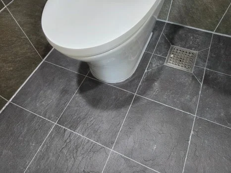 용인 는 계속되고 더운 철의 공사는 힘이 두배나 소요되요 블루밍구성더센트럴 줄눈시공 현장 사진 14